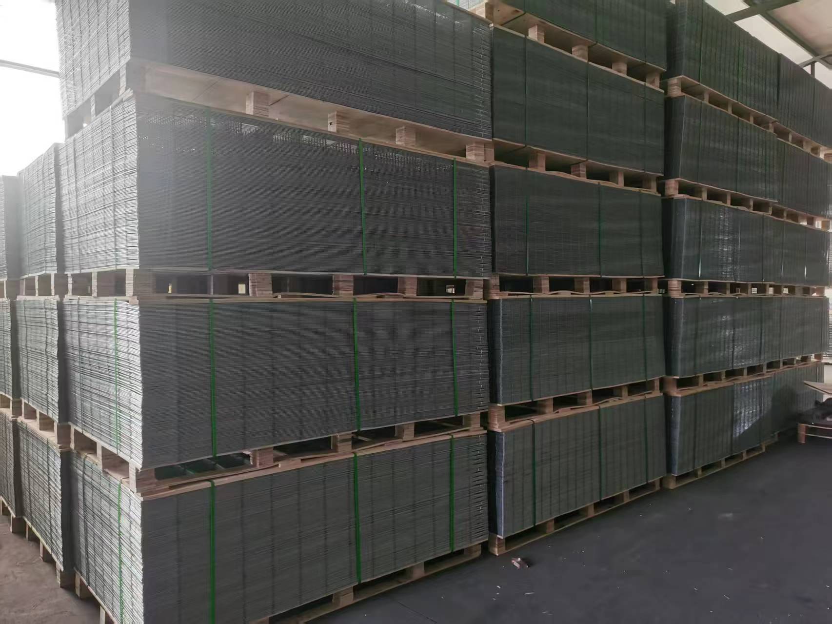 welded wire mesh pieces